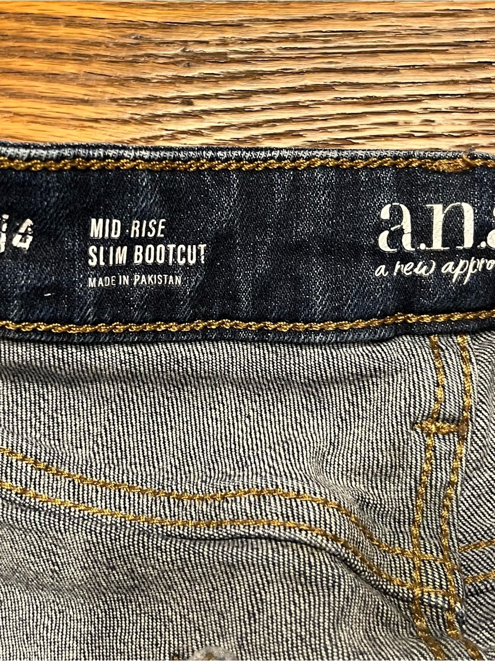 A.n.a. Slim Bootcut Jeans size 14 - Picture 5 of 7